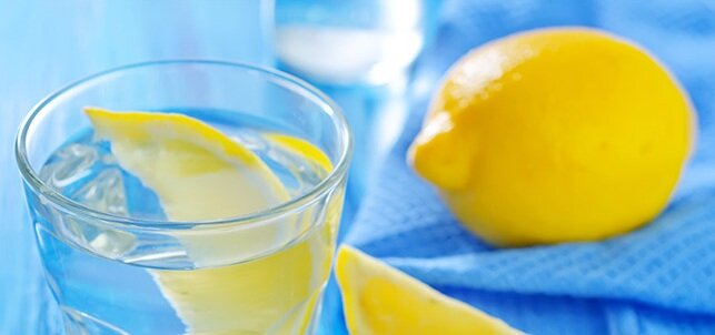 Вода с лимоном