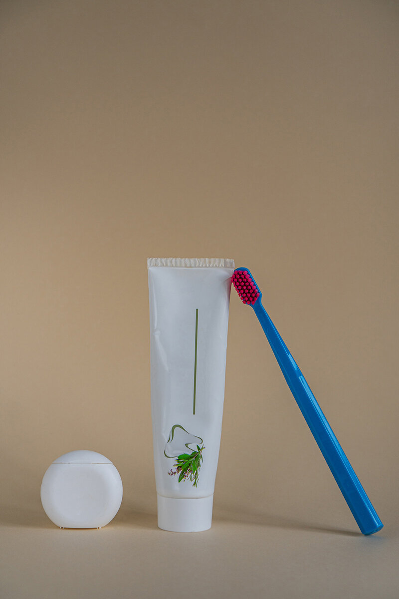 Зубная паста на многое сгодится.