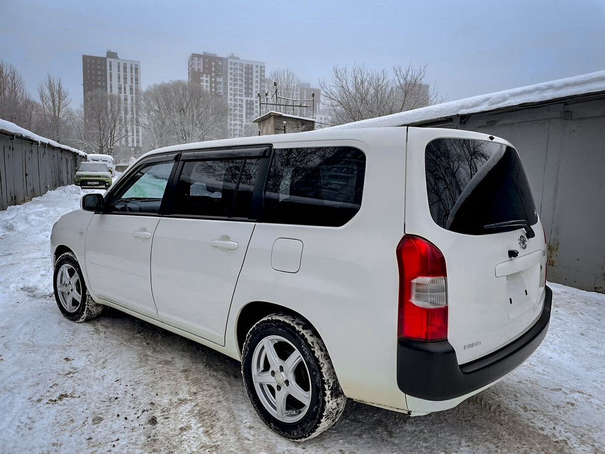 Toyota Probox (фото с авито.ру)