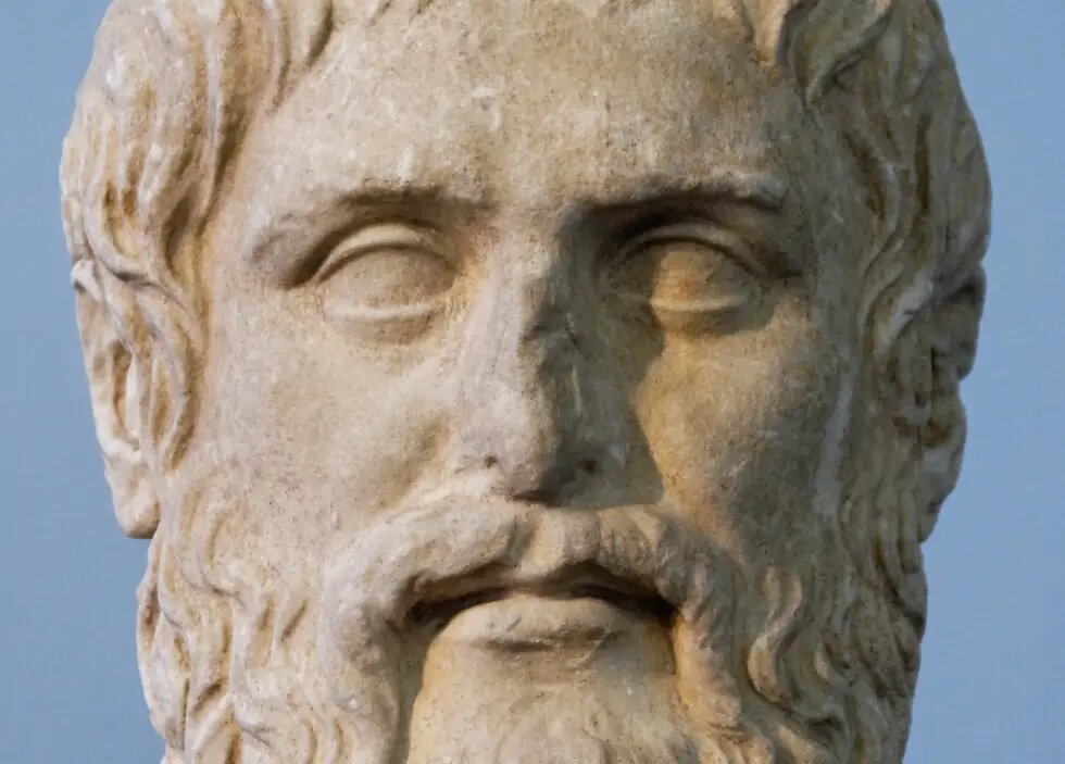 Фотография мраморного портрета Платона работы Мари-Лан Нгуен