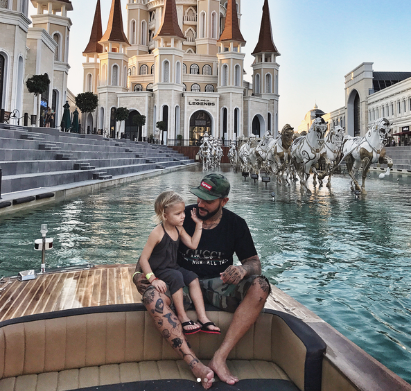 фото: Инстаграм @timatiofficial