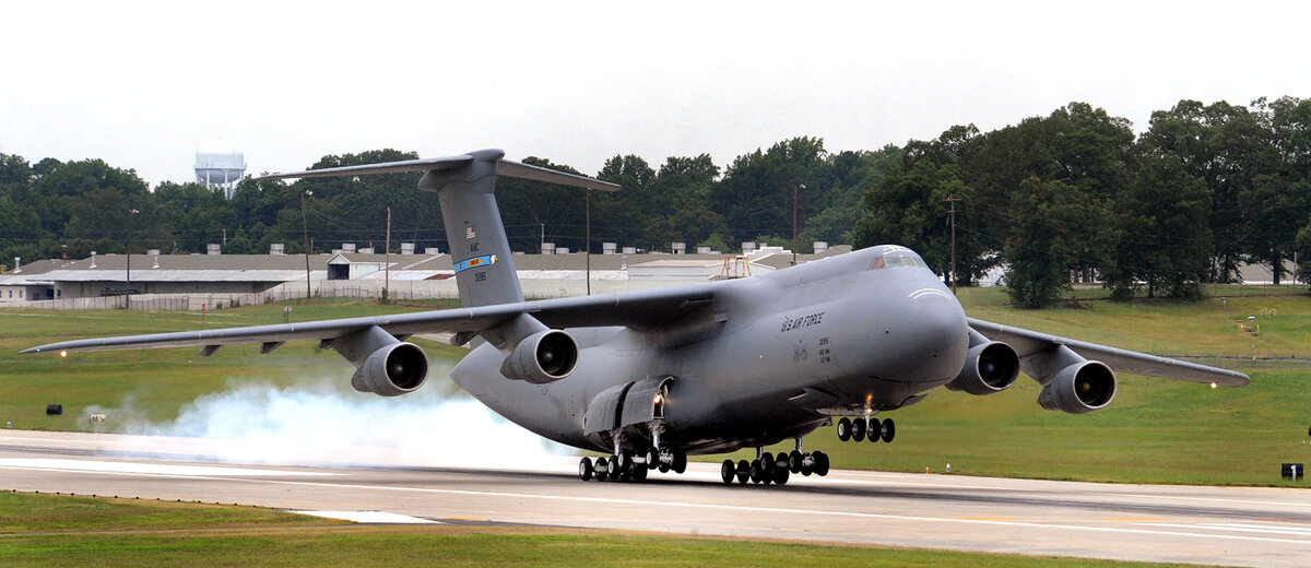 Lockheed C-5B Galaxy. Фото: particracy.wikia.com