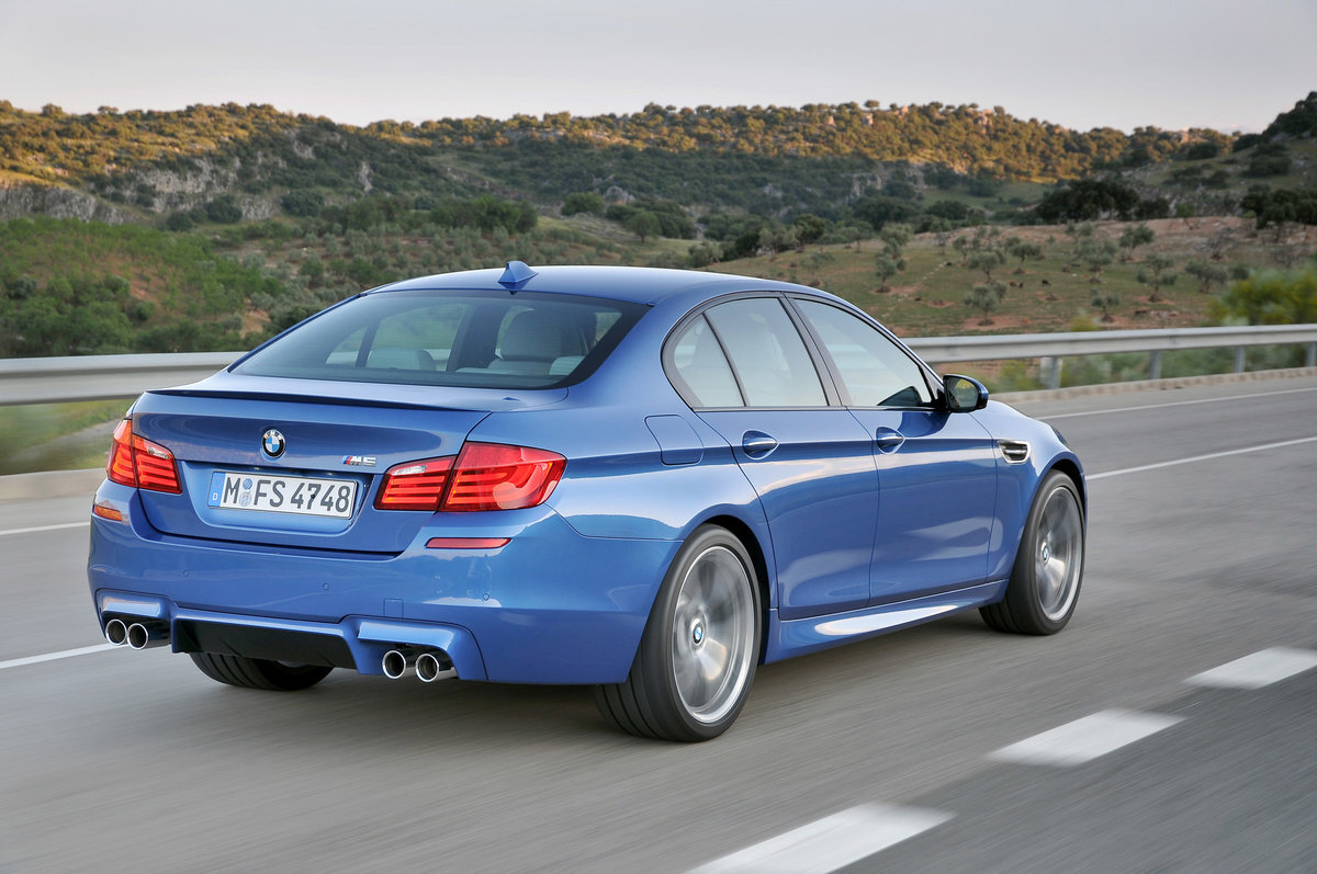 BMW m5 2011