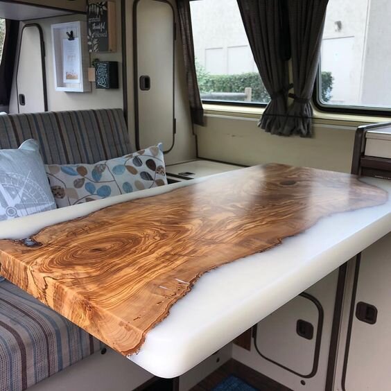 Фото:  Countertop Epoxy