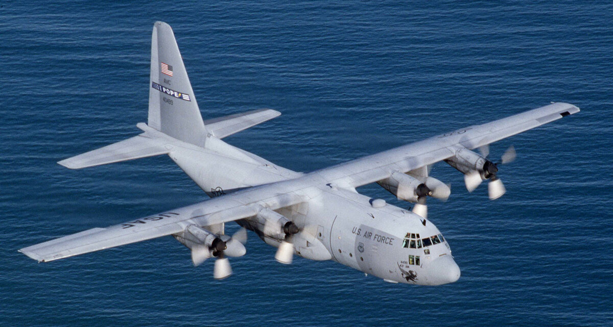 Lockheed C-130E Hercules. Фото: United States Air Force