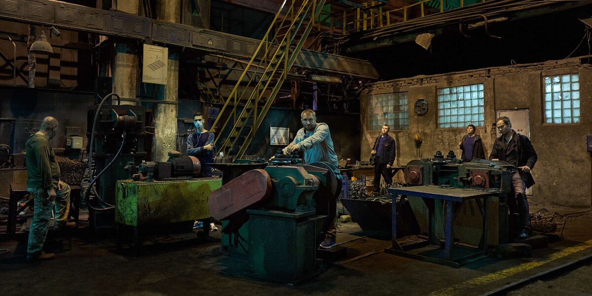 Фотография со съемок фильма «Завод»