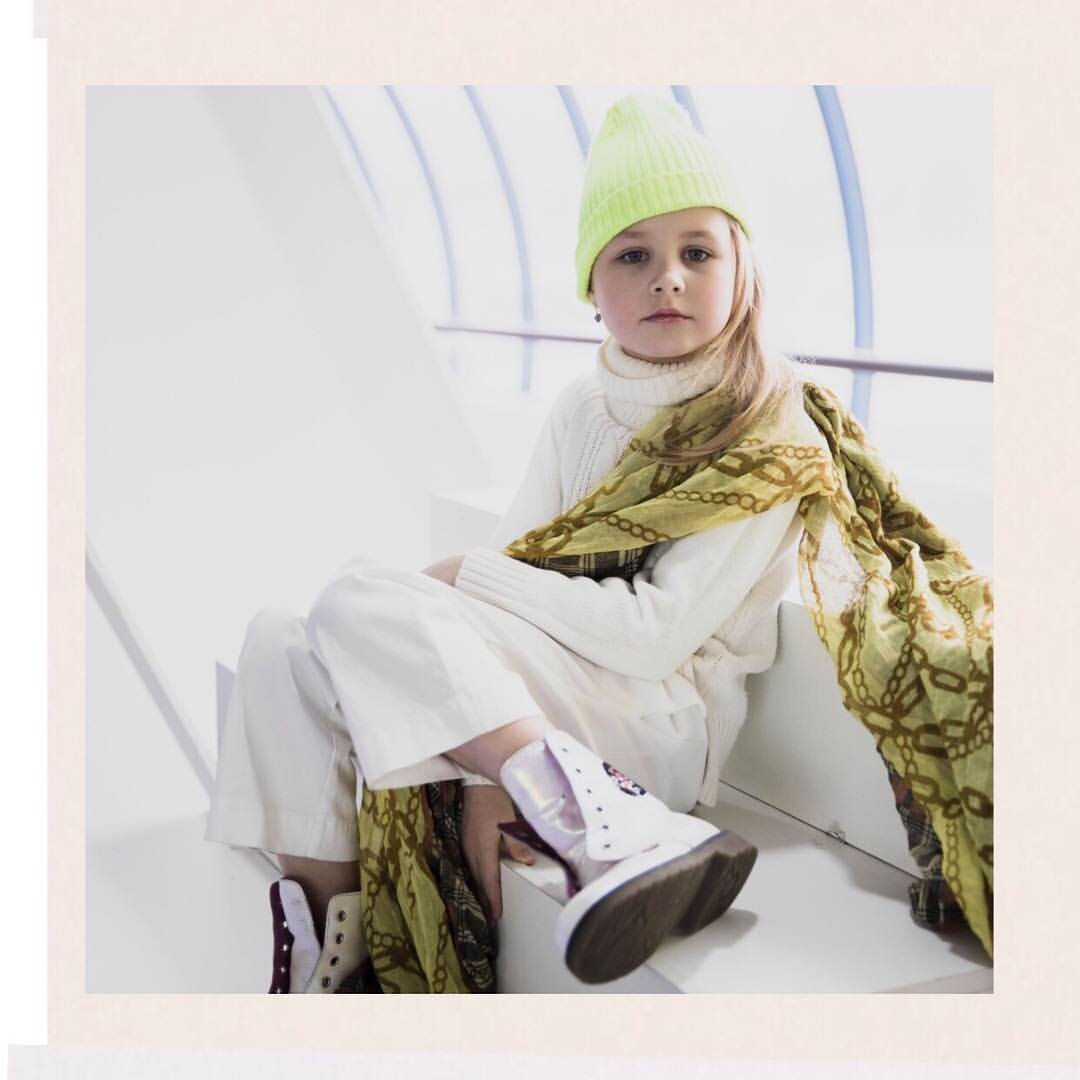 На фото моя дочь в ботинках pablosski ⠀