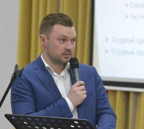  Владимир Русланович Ещенко, гендиректор компании «Родина»