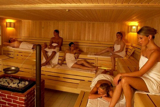 Порно общая баня в германии