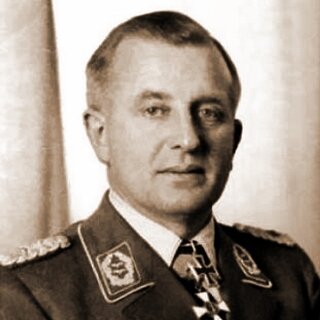 Полковник Теодор Ровель