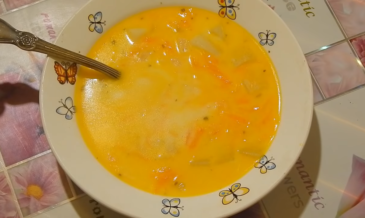 Вкусный суп. Мастава узбекский. Вкусный супчик на скорую руку. Азербайджанский суп. Суп вид сверху.