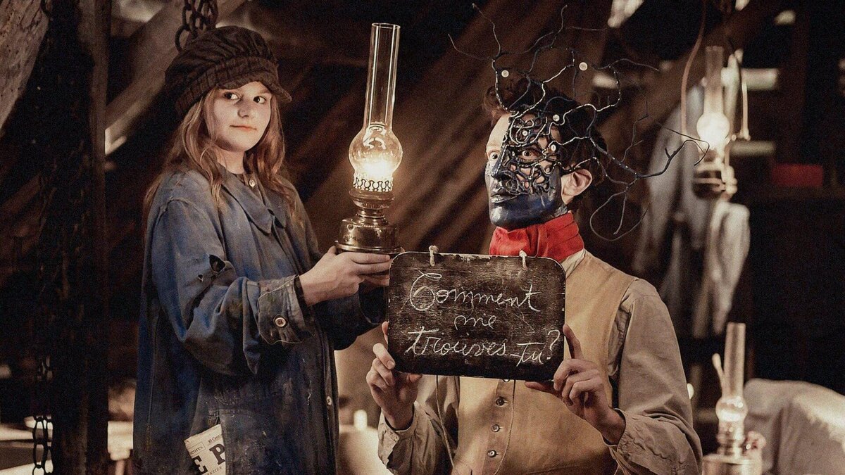 Кадр из кинофильма "До свидания там, наверху" (2017)