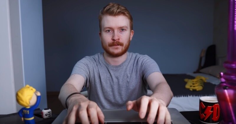 Данила Поперечный