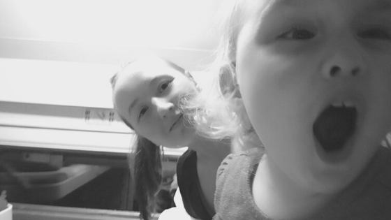 Тестируем верхнюю полку в купе