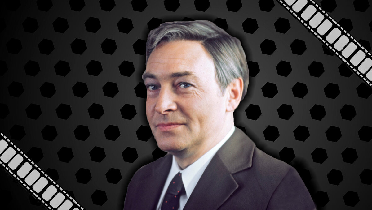 Вячеслав Васильевич Тихонов.