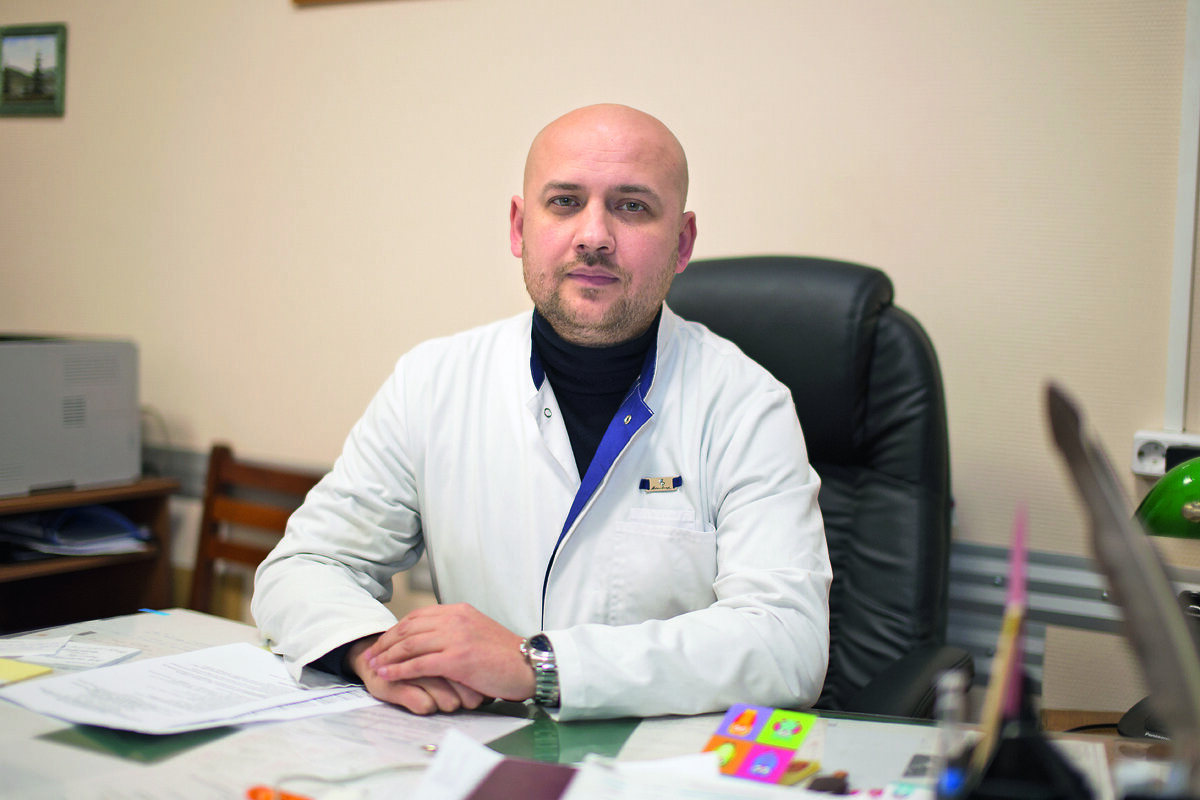  Никита Чернов, клинический психолог, заведующий отделением психотерапевтической помощи и социальной реабилитации психиатрической клинической больницы № 1 имени Н. А. Алексеева