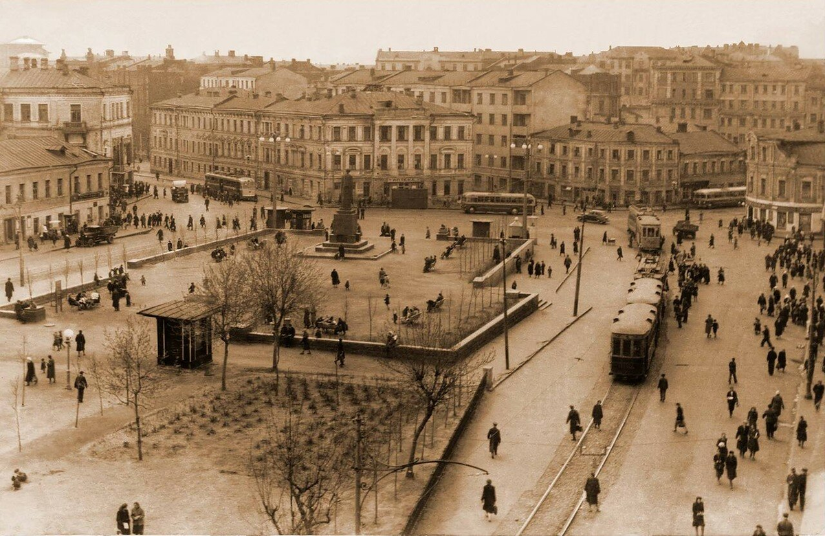 Площадь Никитские ворота. Никитские ворота Москва 1920е. Никитская площадь в Москве.