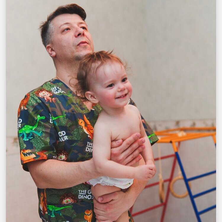 Занимаемся с маленькой Никой: фото из домашнего архива