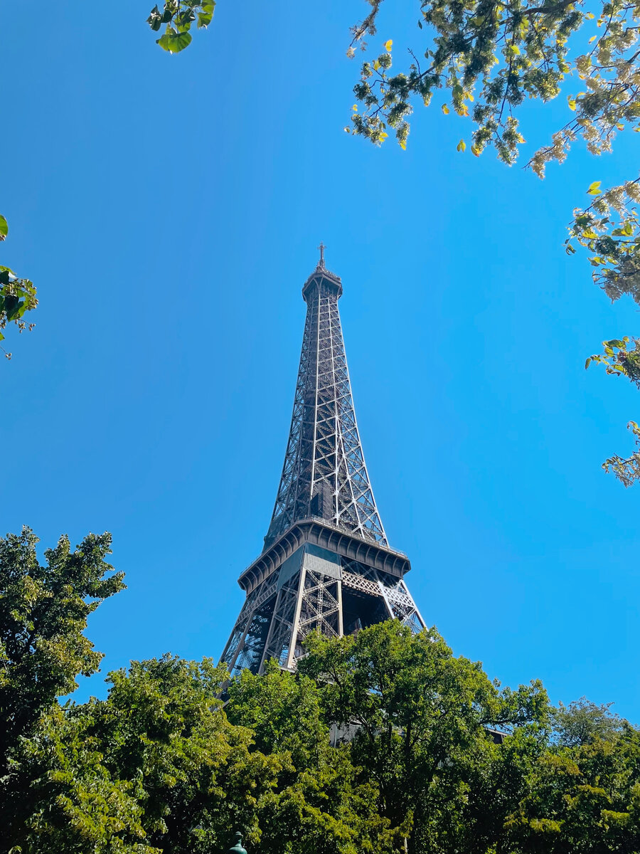 Эйфелева башня