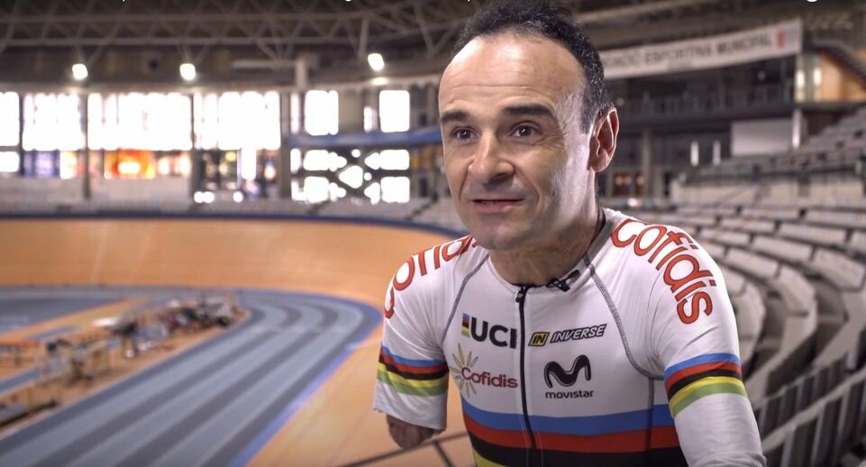 Спортсмен из Испании гимнастика