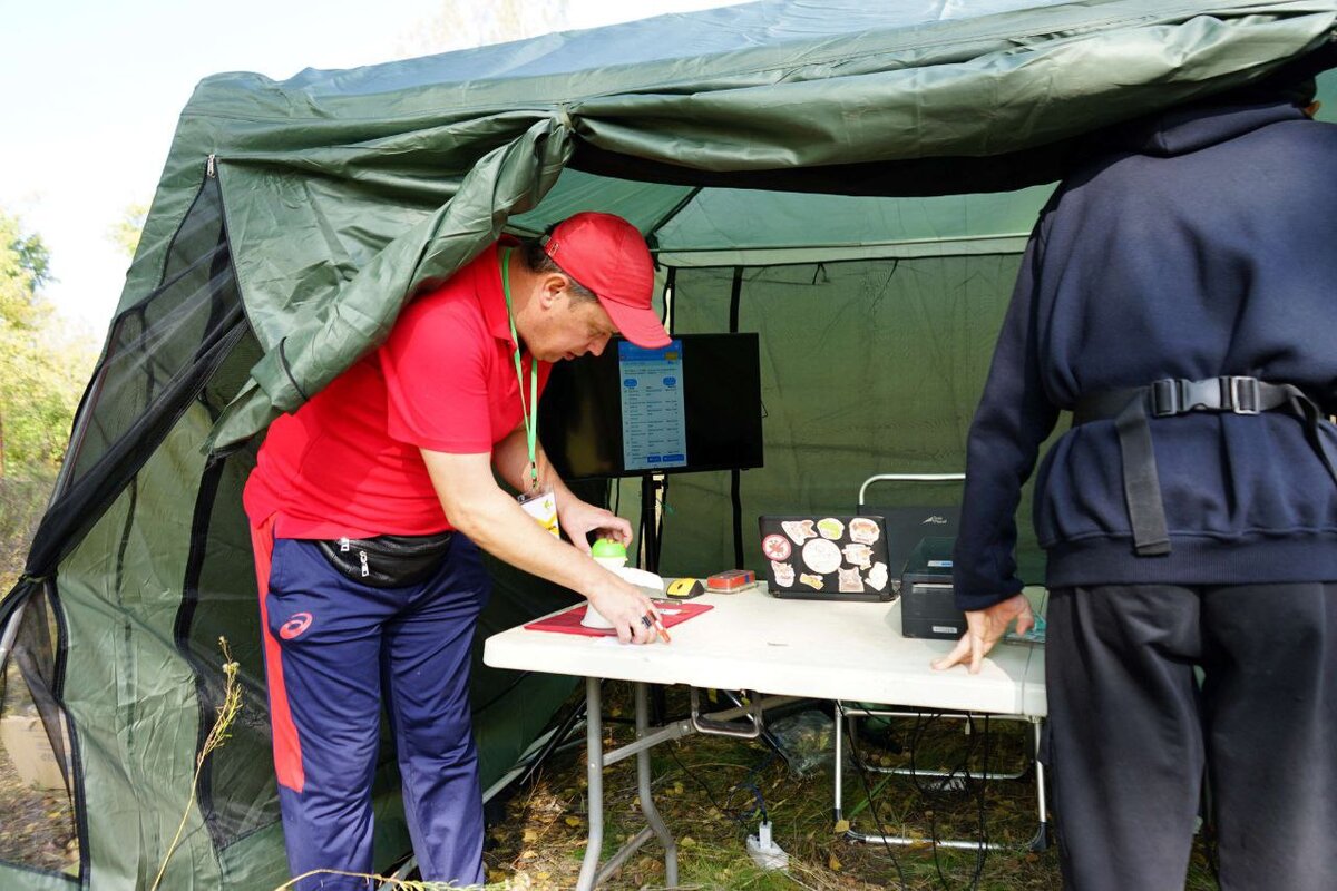  📷    Участники игры «Казачий сполох» в Оренбуржье преодолели «полосу разведчика» Кристина Просвиркина