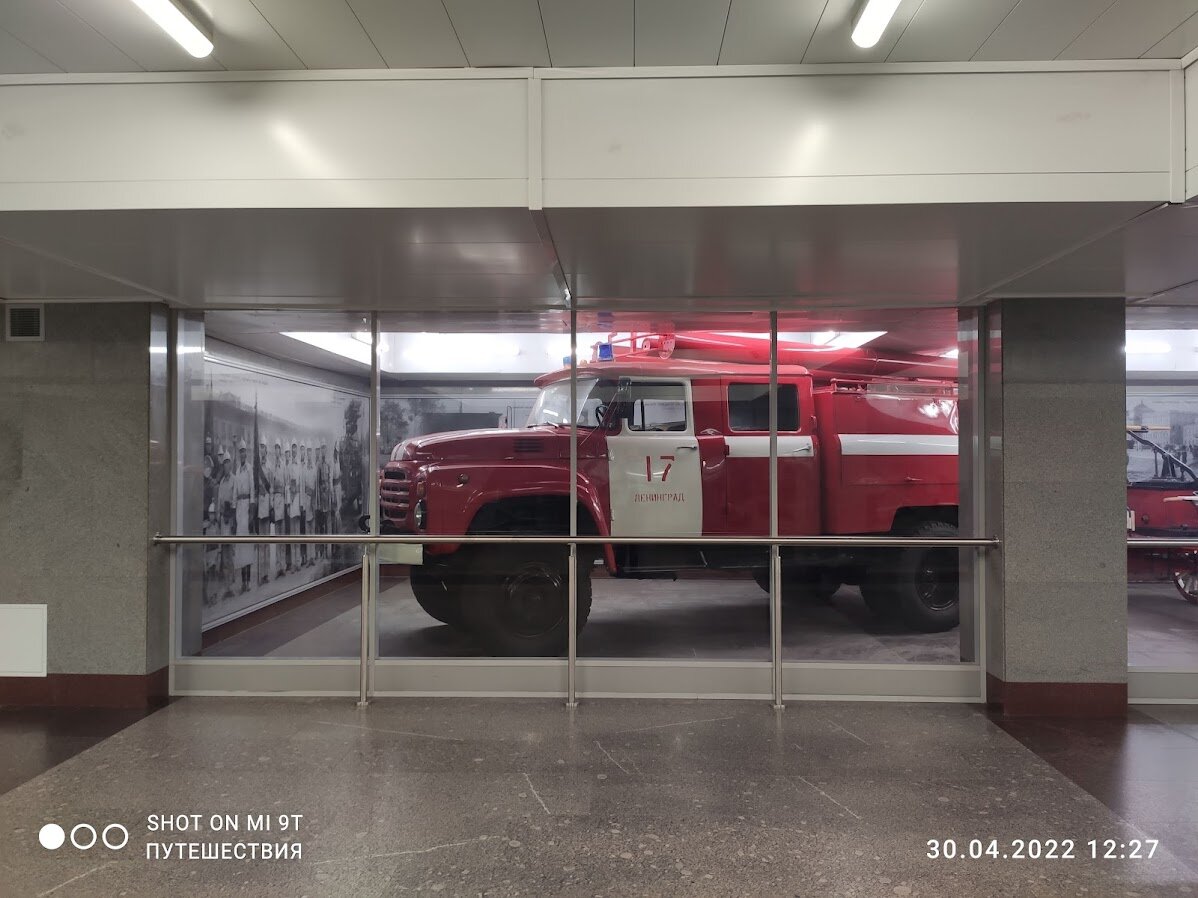 Фото автора (листайте галерею)
