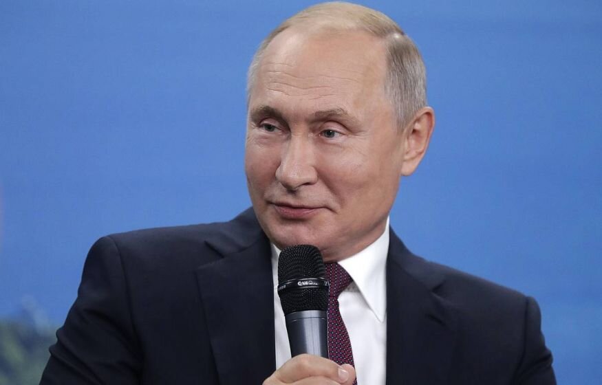    «Если он говорит, он это делает»: Песков объяснил, как Путин «заставил» россиян ему доверять