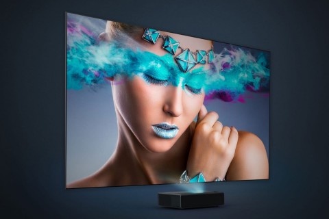    Компания Xiaomi пополнила линейку телевизоров новой моделью Fabulus F1 с диагональю 100 дюймов. Стоит отметить, что это не традиционный телевизор.