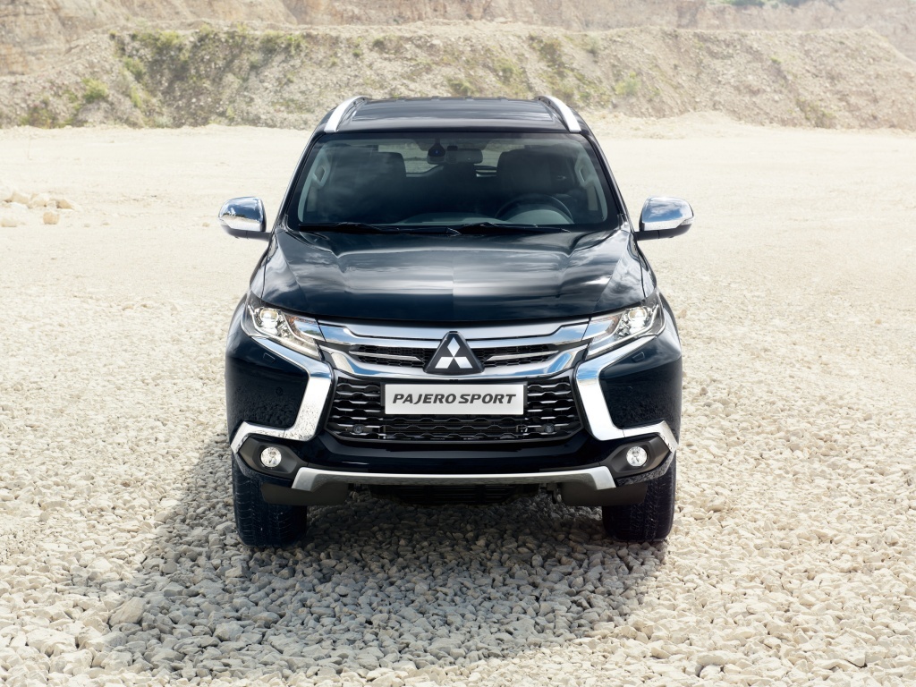Фото Mitsubishi Pajero Sport