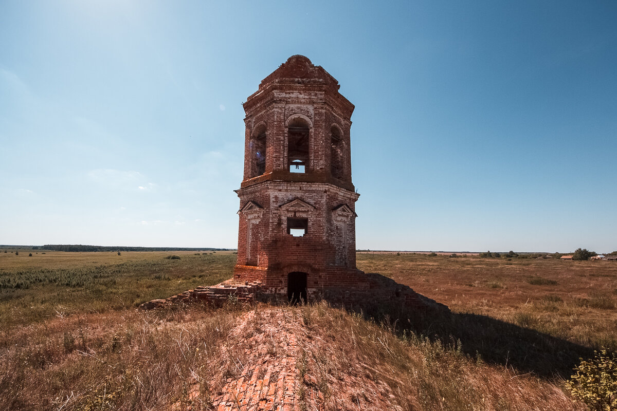 Сьяновская заброшенная Церковь