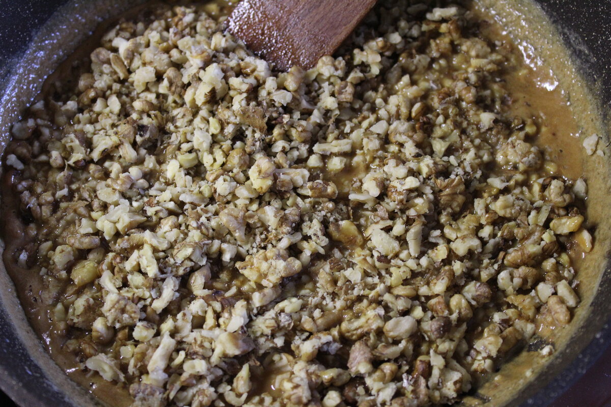Нежный ореховый пирог на песочном тесте: пошаговый фото-рецепт
