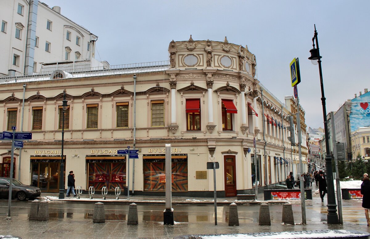 Улица петровка в москве