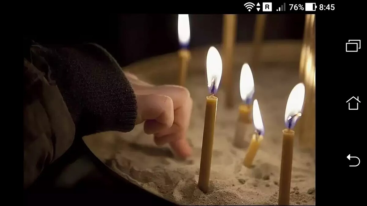 фото Для чего ставить свечу в храме?