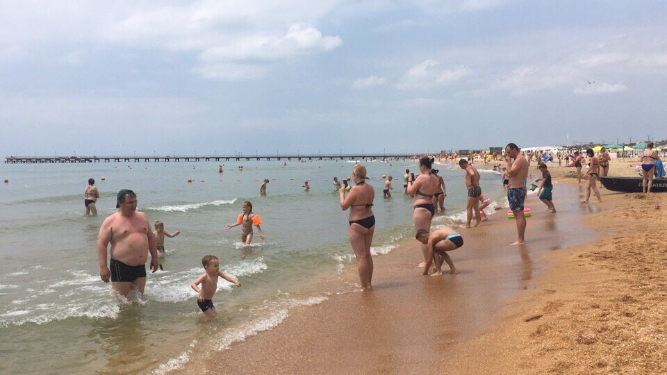 Погода в витязево. Черное море Анапа Витязево. Песочный пляж в Сочи. Адлер Витязево. Песочный пляж в Адлере.