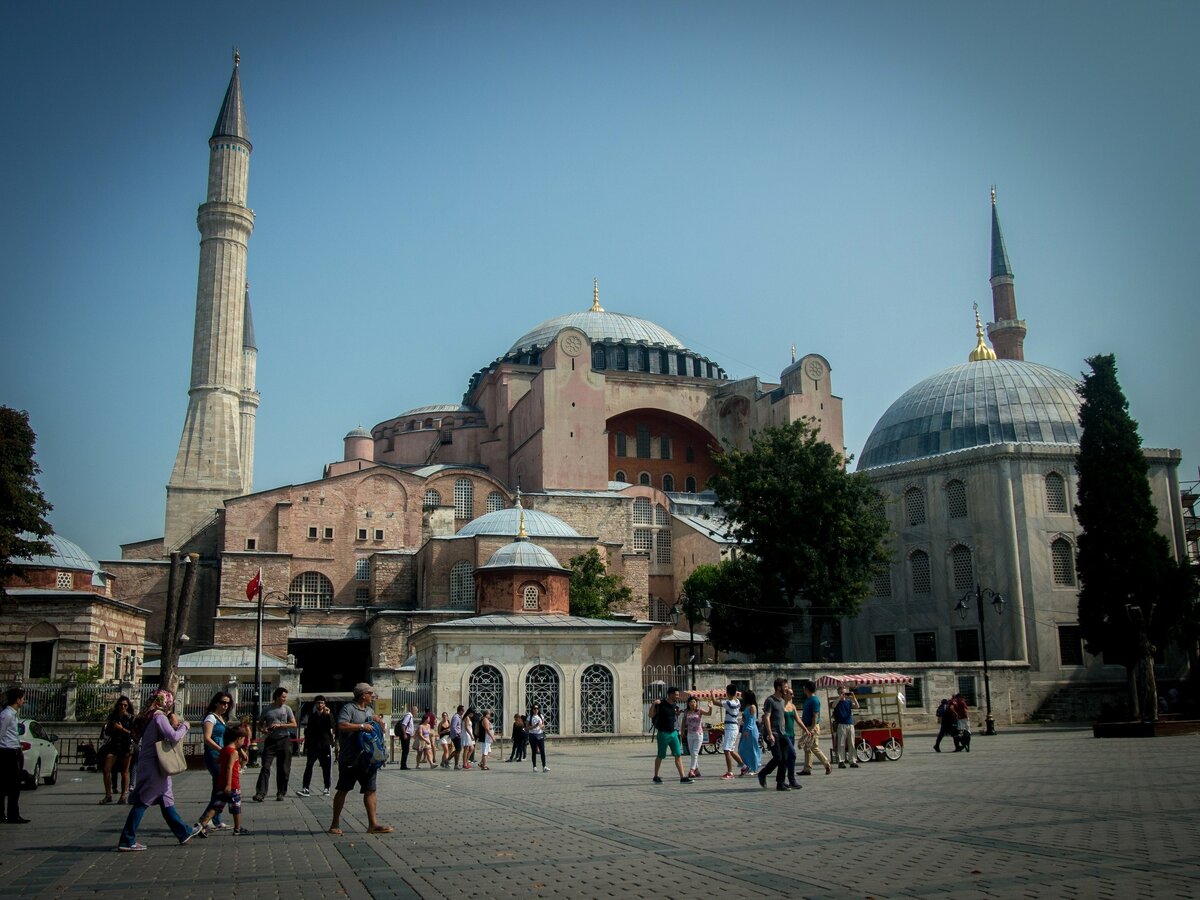 Собор Святой Софии в Стамбуле - квадратное основание