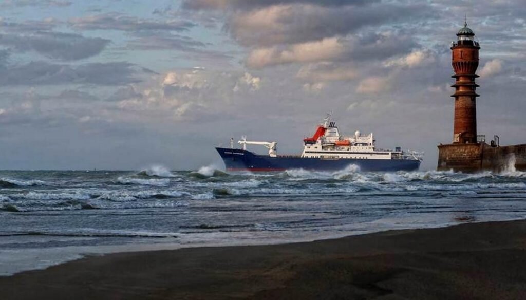 Французское исследовательское судно Marion Dufresne.
Фото: Korabli