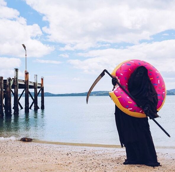 Инстаграм-аккаунт, который изменит ваше представление о пляжных фото. Оригинал: https://www.instagram.com/p/BOWISvVh0Y3/