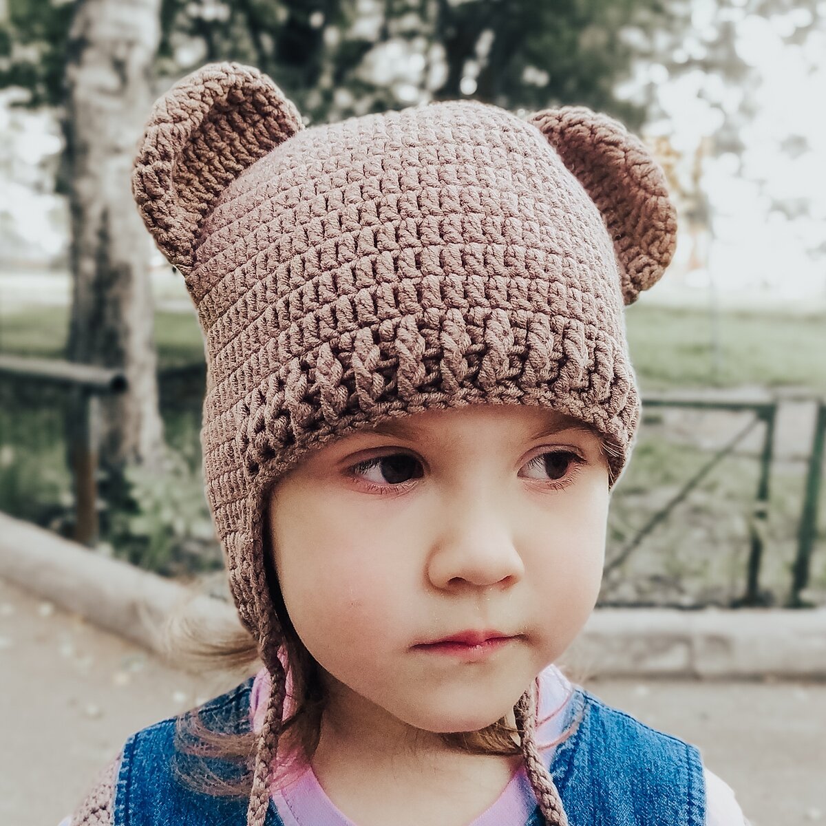 Шапка связана из полухлопка