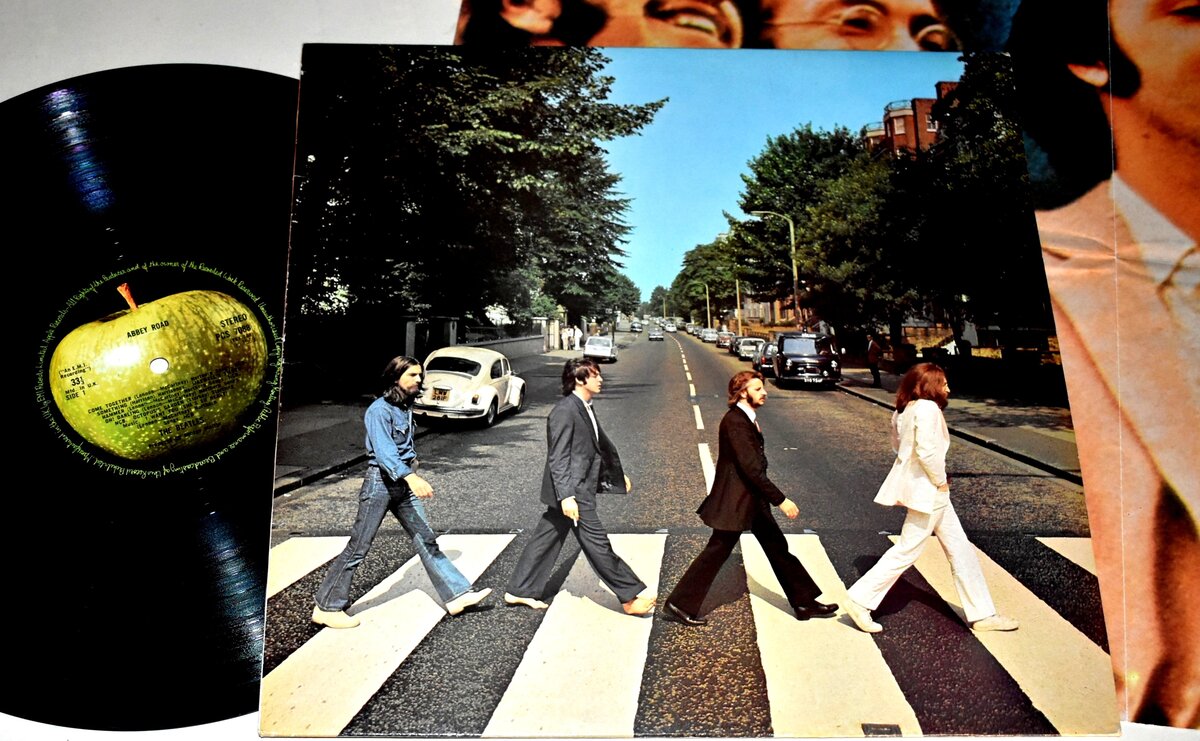 🔸  английской издание «Abbey Road» 1969г из личной коллекции   