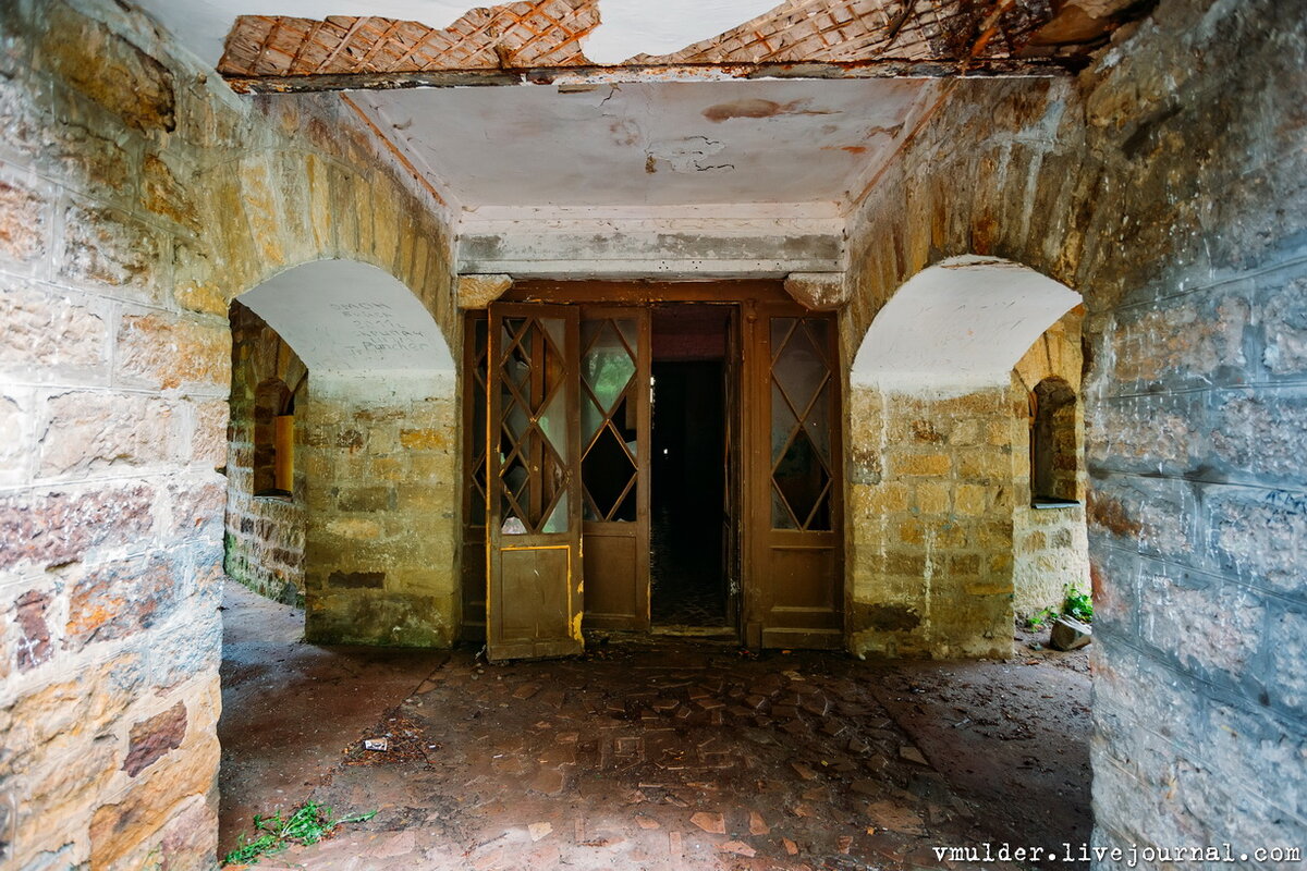 Замок дачная ул 264б поселок нежданная фото Дача Калмыкова - последний замок Дневник Вольного Сталкера Дзен