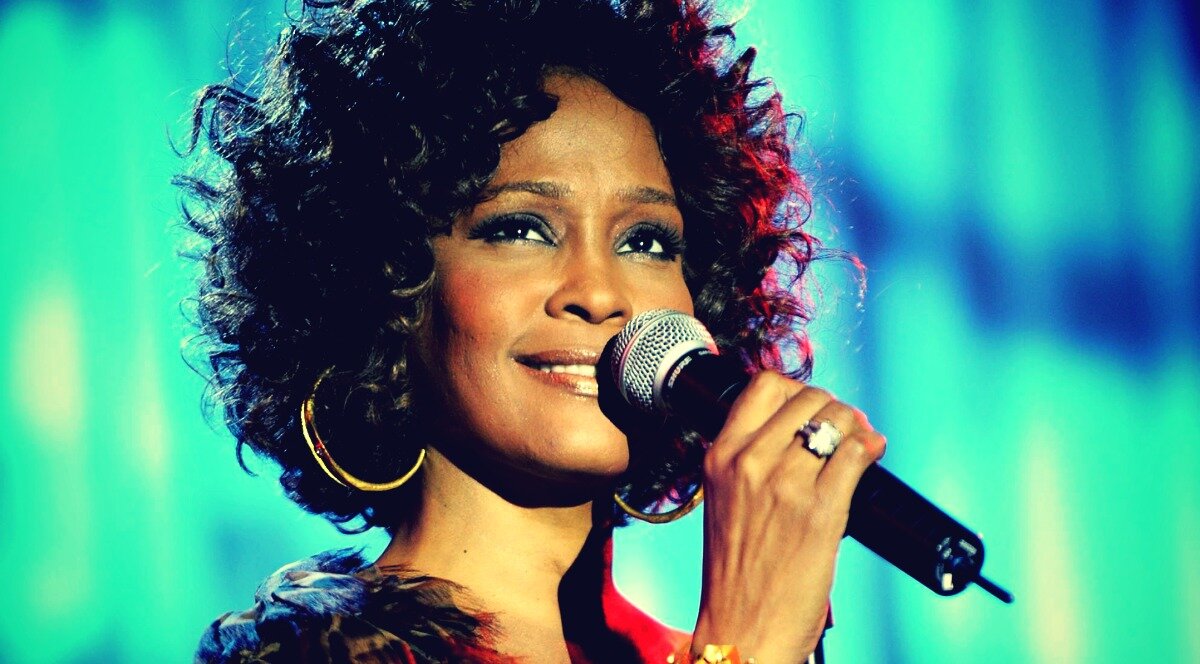 Уитни Хьюстон