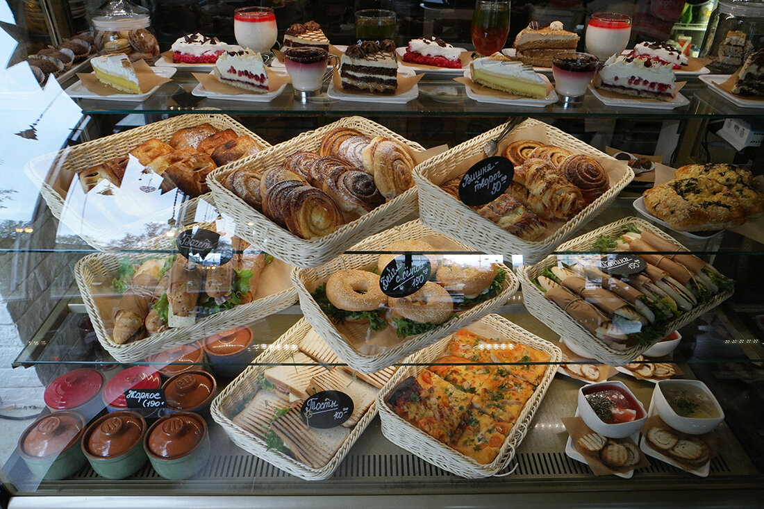 Кировск где поесть. Где вкусно поесть в выборге. Петрозаводск где покушать вкусно. Ресторан у борхарда. Выборг город кафе.