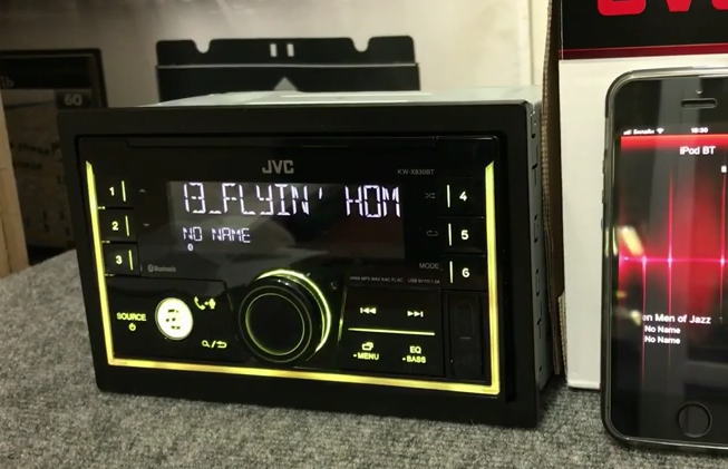 JVC KW – V 830 BT