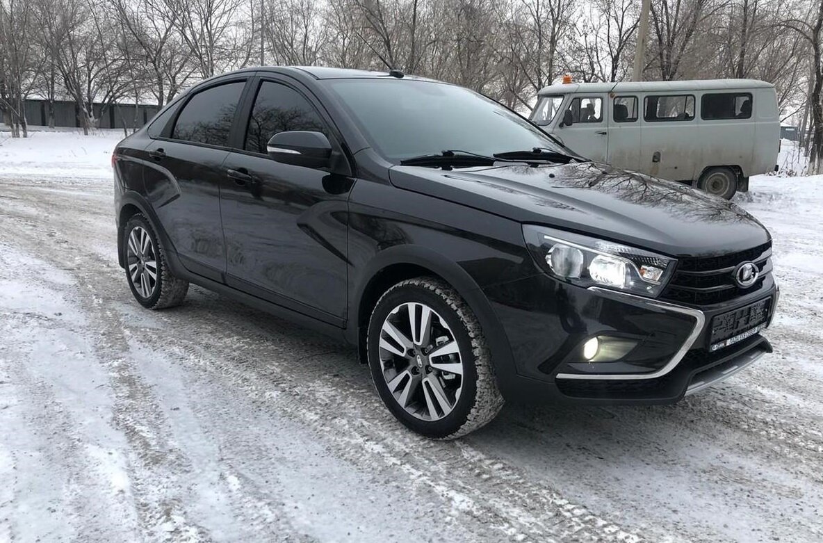 Lada Vesta Black