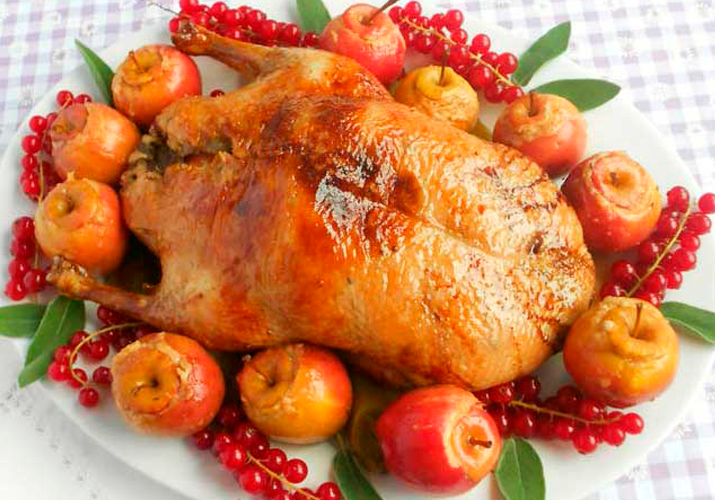 Запеченная утка с айвой: рецепт горячего новогоднего блюда: пошаговый рецепт c фото