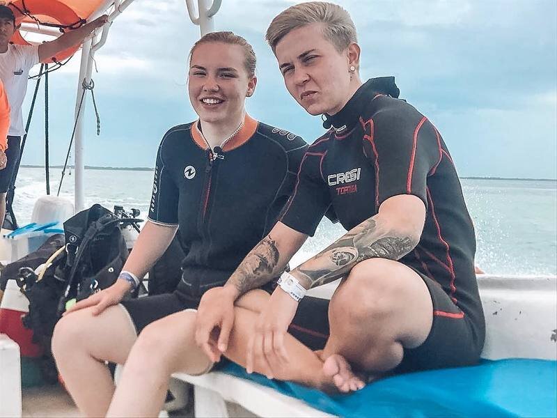 Анна и Ксения, фото - Яндекс-картинки