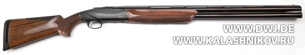 Двуствольное ружьё с вертикальным расположением стволов Benelli 828 U элегантно выглядит и имеет малую высоту затворной коробки