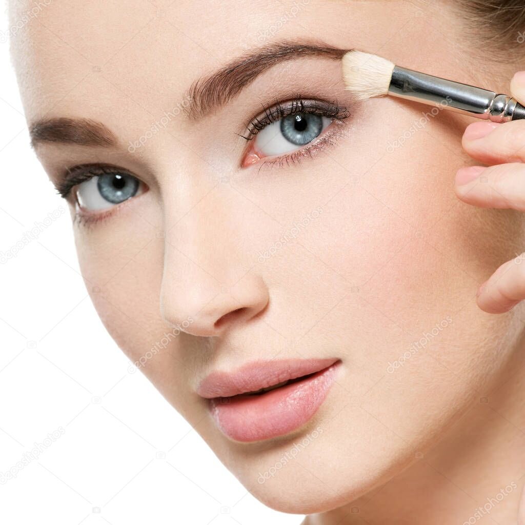 Соблазн от AVON в стиле нюд
