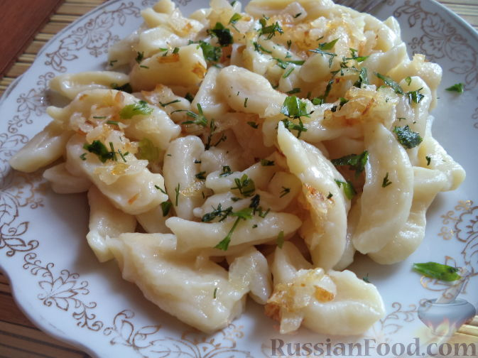 Галушки с жареным луком