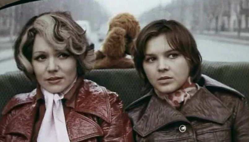 кадр из фильма "Посылка для Светланы" 